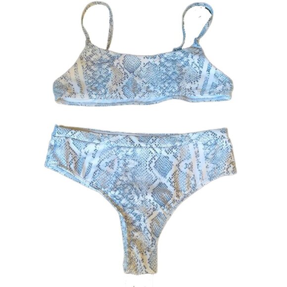 ❤️ SHEIN perfect small bikini set WORN ONCE - Picture 1 of 5
